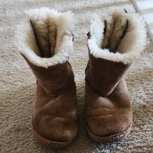 Brown Shearling Lined Boots